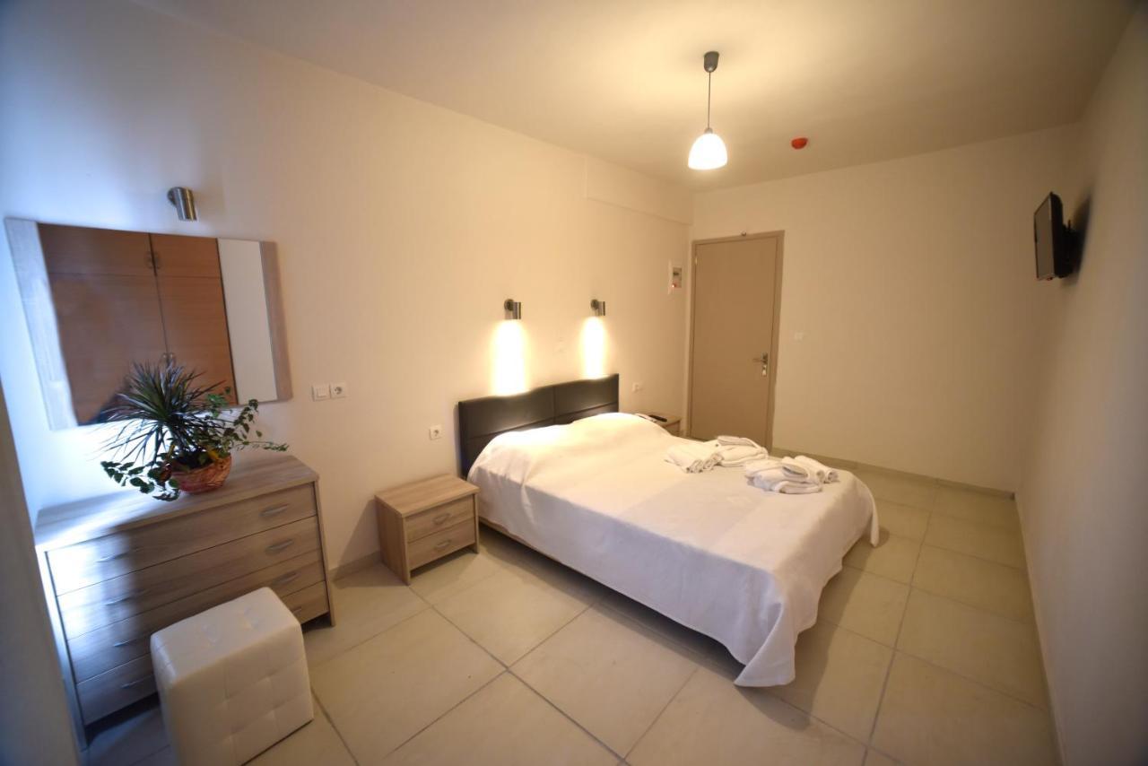 Chalkiotis Hotel Anaxos Esterno foto