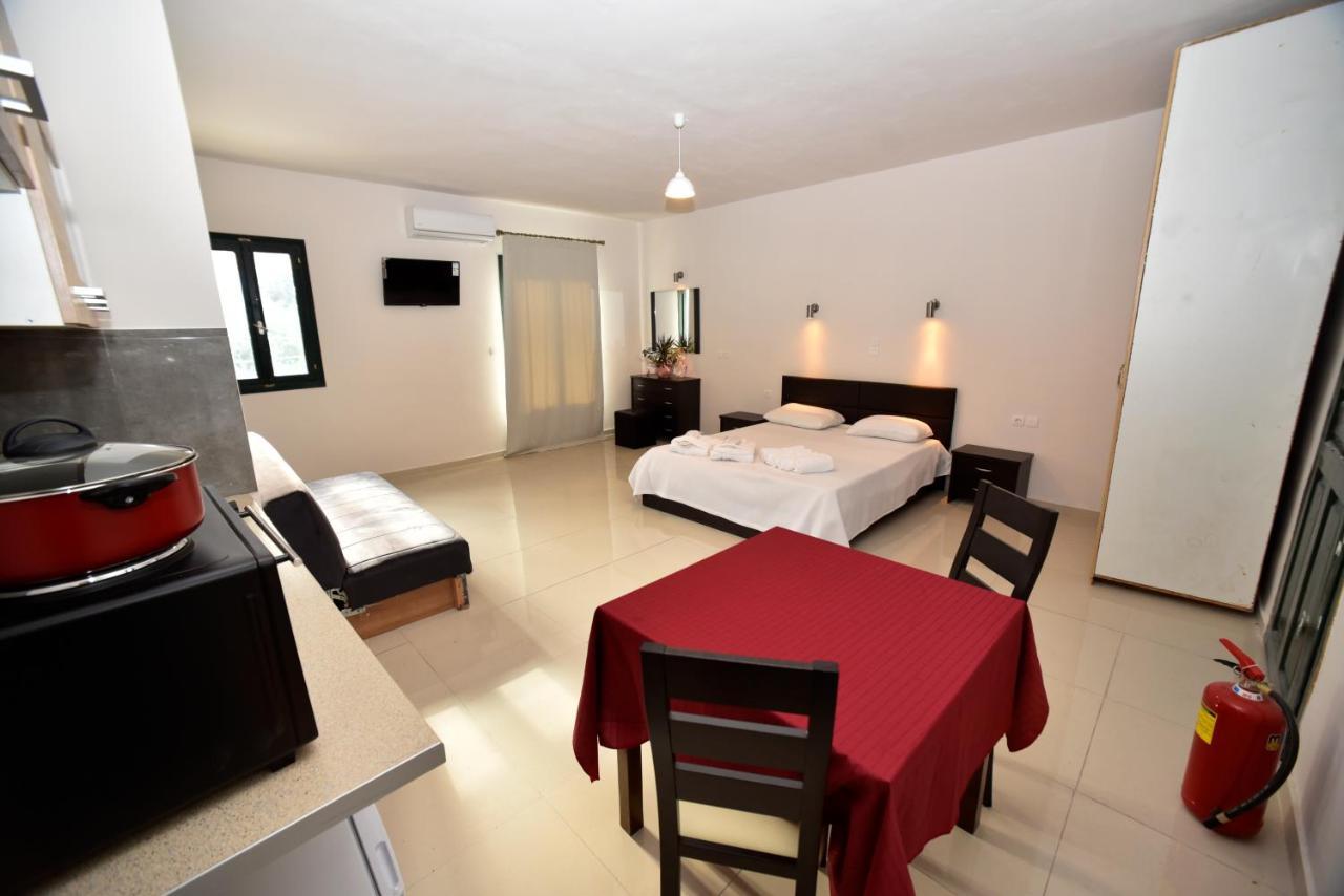 Chalkiotis Hotel Anaxos Esterno foto